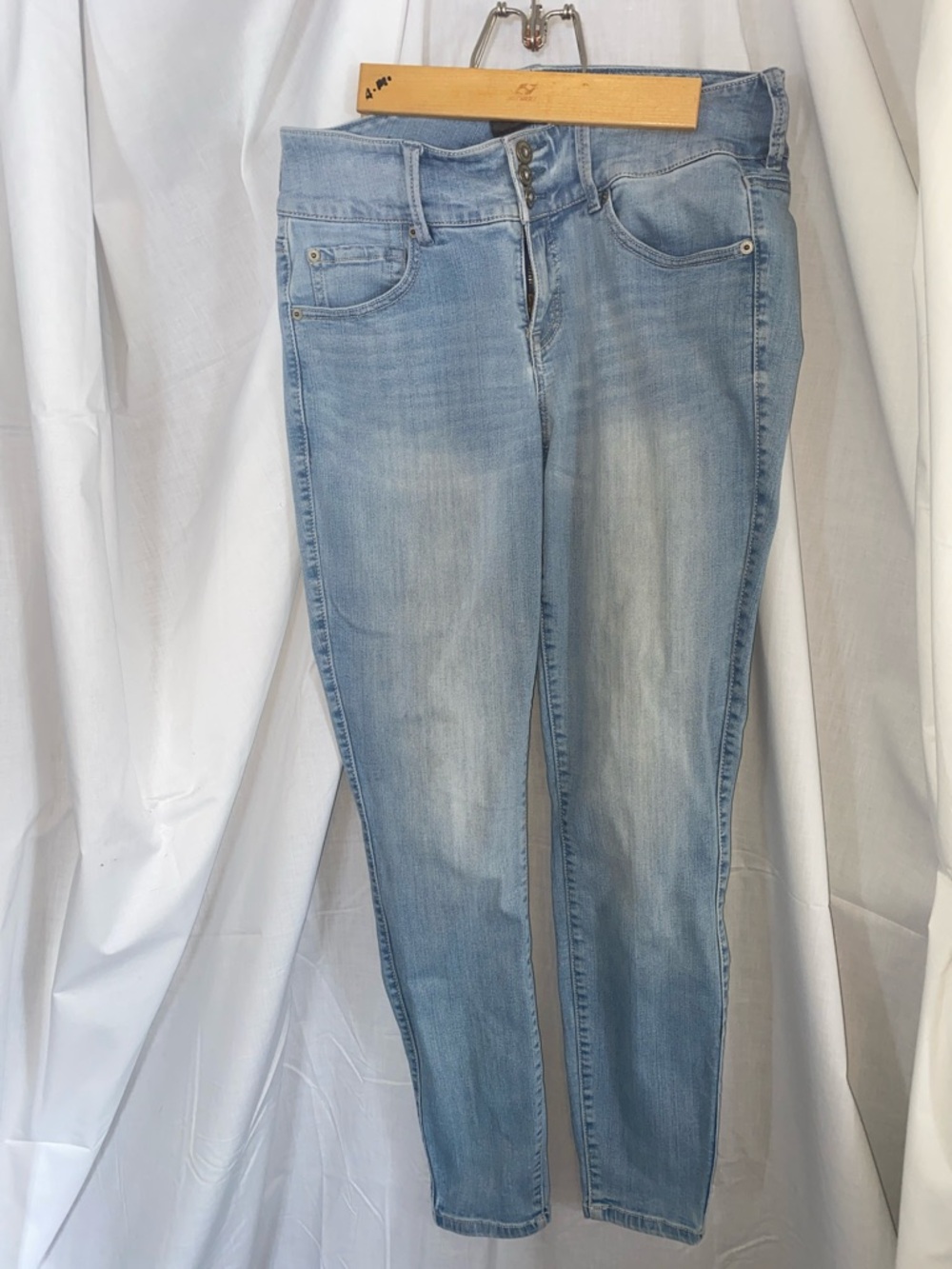 EUC TORRID PREMIUM JEGGINGS